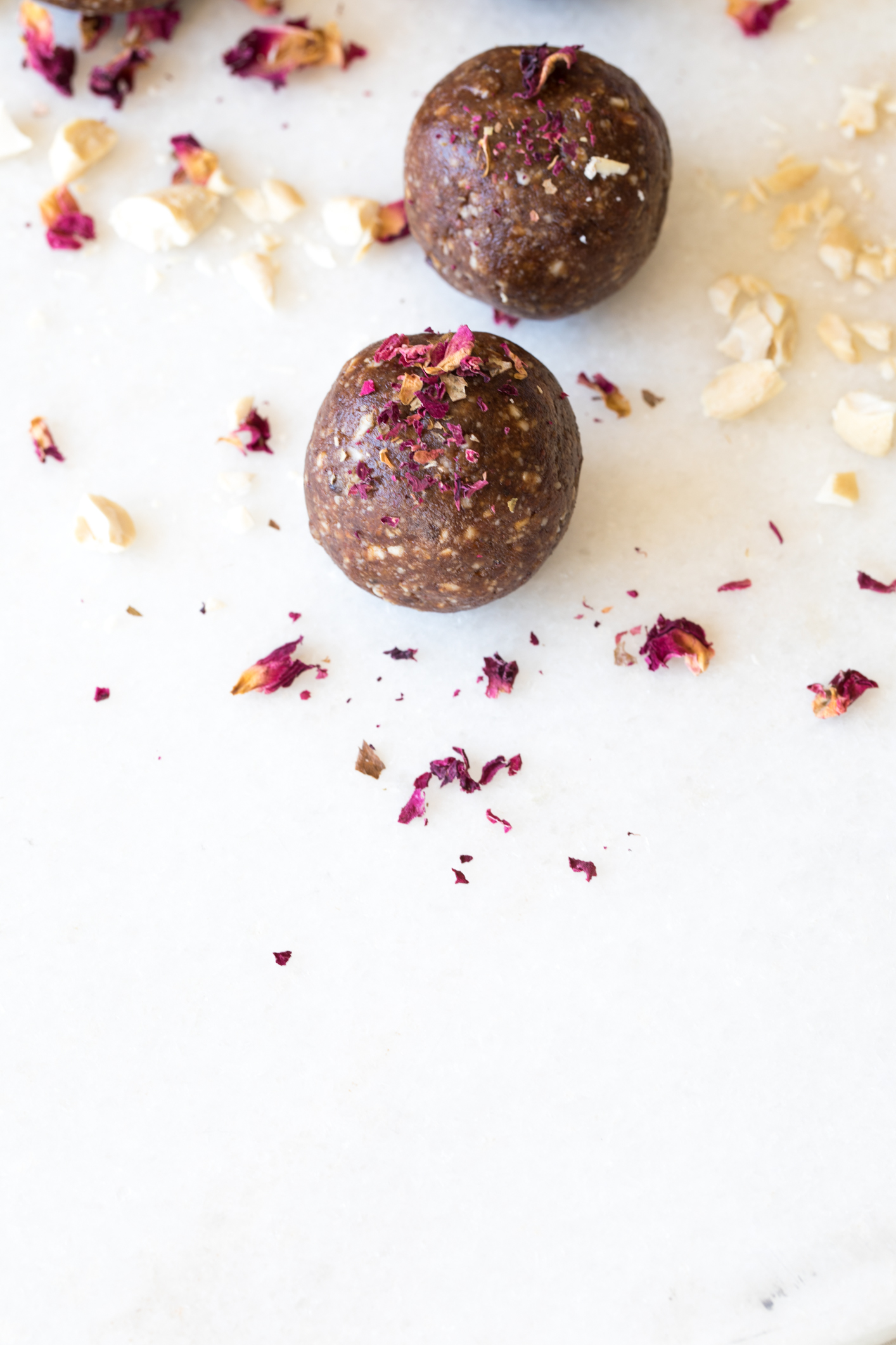 Raw Hazelnut, Cacao & Rose Energy Balls | Nadia Felsch